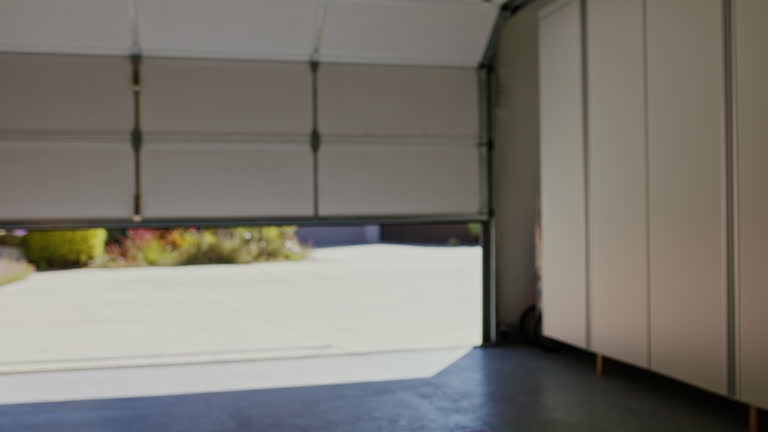 Garagentore fuer mehr Effizienz und Komfort im Eigenheim